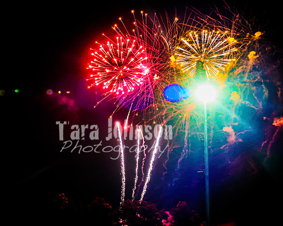 2022 LHS Fireworks - TJP (58 of 90)