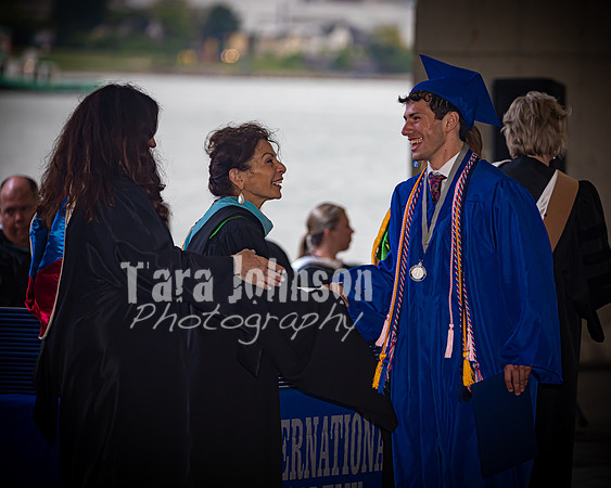 22 IA Grad - Angle #4 Sup-Board-AP - West - TJP (37 of 207)