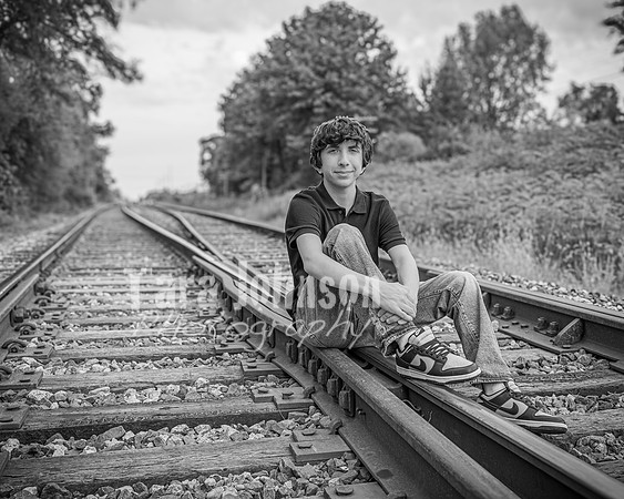 Corbin Gibson @ Highland Depot Tracks - BW - TJP (17 of 43)