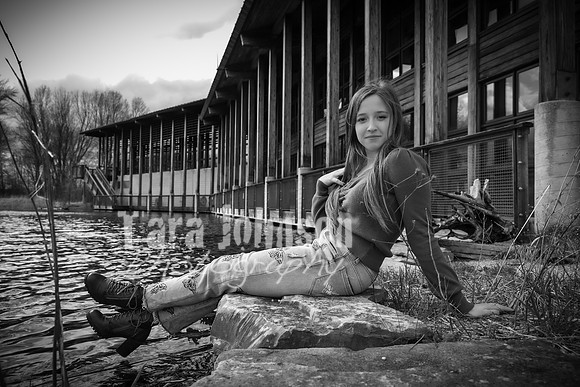 Avery Taylor - Full BW - TJP (37 of 62)