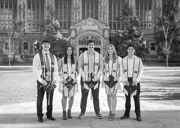 Kera & Friends Grad Photos W25 B&W (109 of 259)