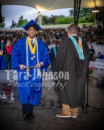 22 IA Grad - Angle #4 Celebration Walk - TJP (196 of 345)