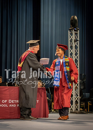 UDJ Graduation 2025 - Handshake (178 of 346)