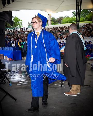 22 IA Grad - Angle #4 Celebration Walk - TJP (23 of 345)