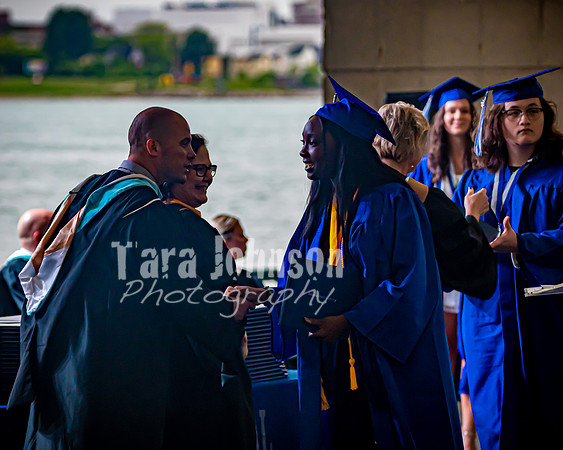 22 IA Grad - Angle #4 Sup-Board-AP - West - TJP (194 of 207)