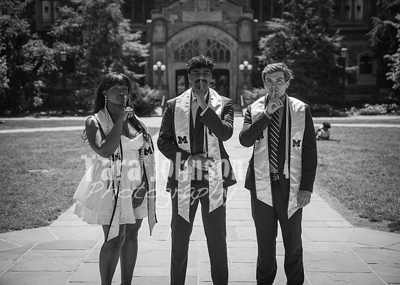 24 A. G. & S. Senior Photos - B&W (59 of 201)