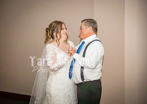 24 M. & K. Eaton Wedding [The Dance] - DH (10 of 29)
