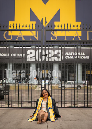 Isha V. W25 Graduation Photos (59 of 70)