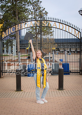 24 U of M Grad Photos - Audrey-39