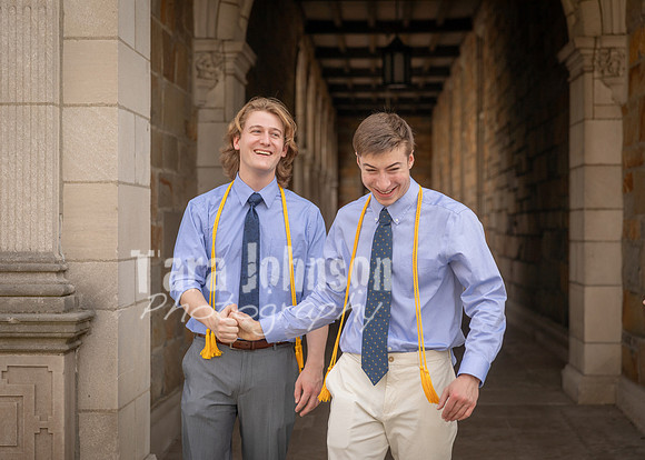 Emma & Friends Grad Photos W25 (88 of 96)