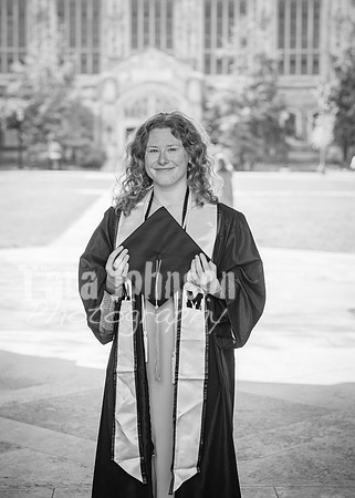 24 Grad Pictures - Kara BW-42