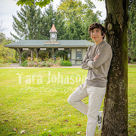 Corbin Gibson @ Highland Depot Tracks - Color - TJP (37 of 43)