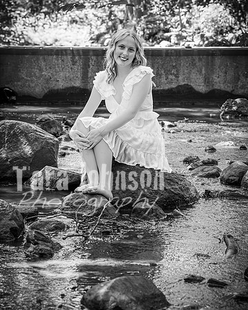 Claire Jones @ Cranbrook - BW - TJP (43 of 100)