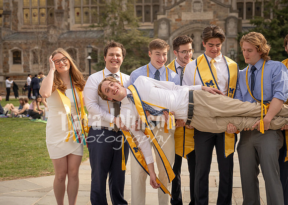 Emma & Friends Grad Photos W25 (38 of 96)