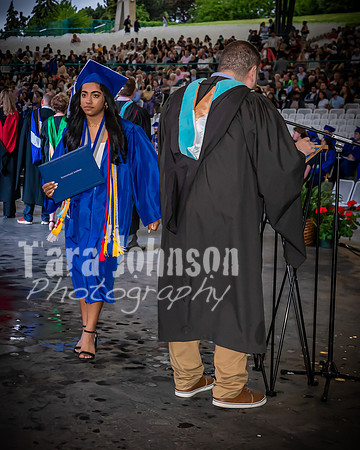 22 IA Grad - Angle #4 Celebration Walk - TJP (188 of 345)