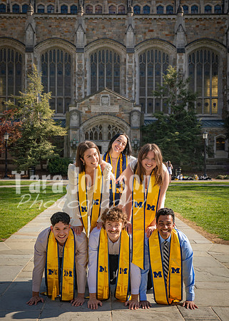 [tht] W24 Senior Grad Photos-54