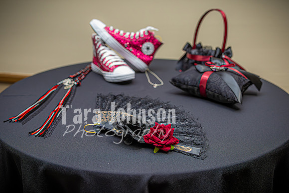 Eric & Elyse - Wedding Prep - TJP (26 of 78)