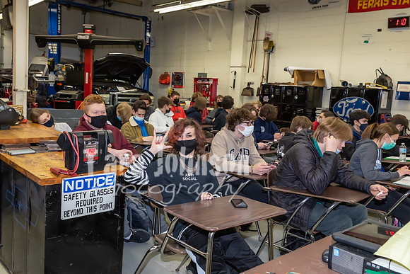 (print) 2022 Winter MHS - Coffee house & Ind. Arts 1-21 (Full Res, Various Sizes) - TJP (46 of 57)
