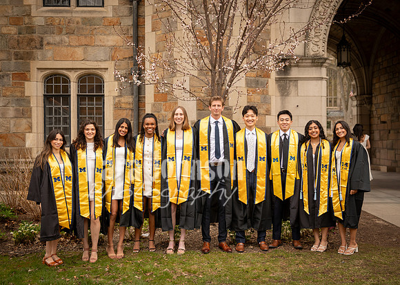 W25 ThT Grads (11 of 95)