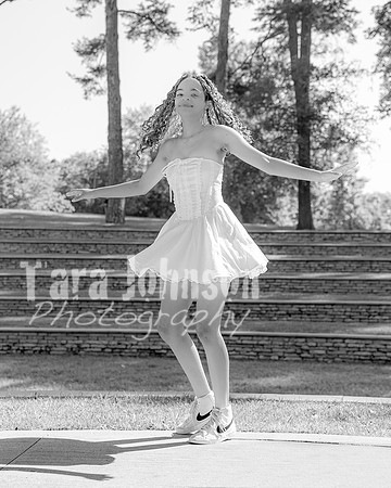Anna Allen @ Central Park in Milford - BW - TJP (35 of 100)