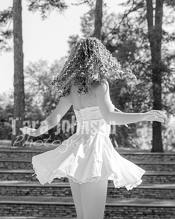 Anna Allen @ Central Park in Milford - BW - TJP (30 of 100)