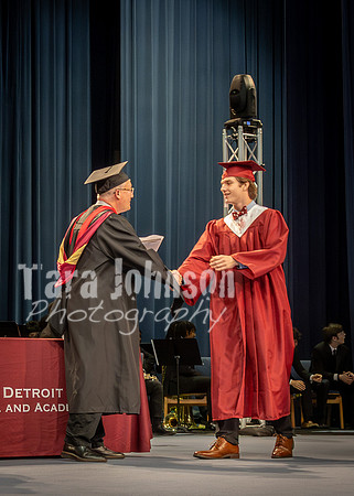 UDJ Graduation 2025 - Handshake (294 of 346)