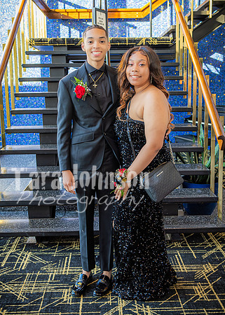 2024 U of D Prom - The Pose - TJP (45 of 72)