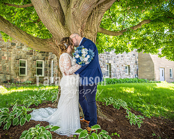 Mitch & Kelly - Prep in Mason - TJP (29 of 107)