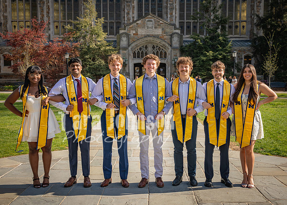 [tht] W24 Senior Grad Photos-60