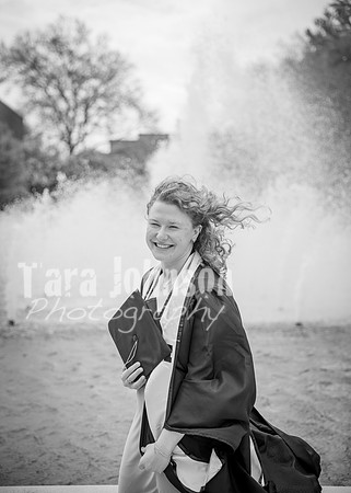 24 Grad Pictures - Kara BW-91