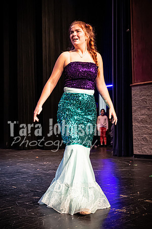 22 LHS Theatre - Mermaid R1 - Act 1 - TJP (101 of 363)