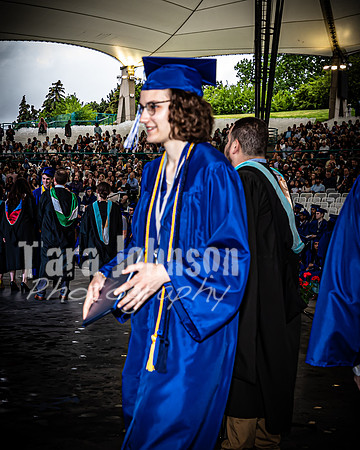 22 IA Grad - Angle #4 Celebration Walk - TJP (26 of 345)