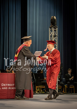 UDJ Graduation 2025 - Handshake (258 of 346)