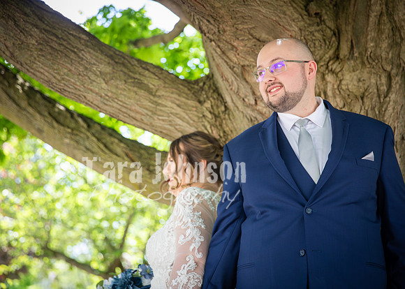 24 M. & K. Eaton Wedding [Wedding Prep in Mason] - DH (3 of 54)