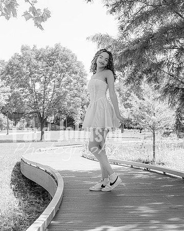 Anna Allen @ Central Park in Milford - BW - TJP (56 of 100)