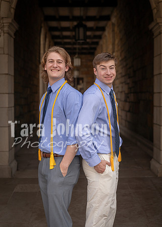 Emma & Friends Grad Photos W25 (87 of 96)