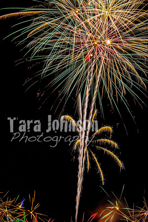 2022 Cedar Island Fireworks - TJP (17 of 25)