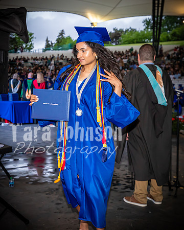 22 IA Grad - Angle #4 Celebration Walk - TJP (211 of 345)