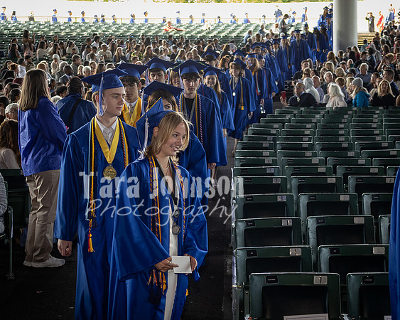 25 IA Graduation - Entrance - DH (28 of 215)