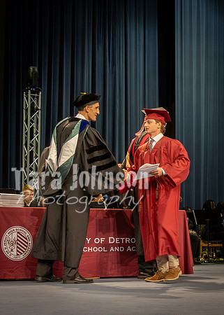 UDJ Graduation 2025 - Handshake (305 of 346)
